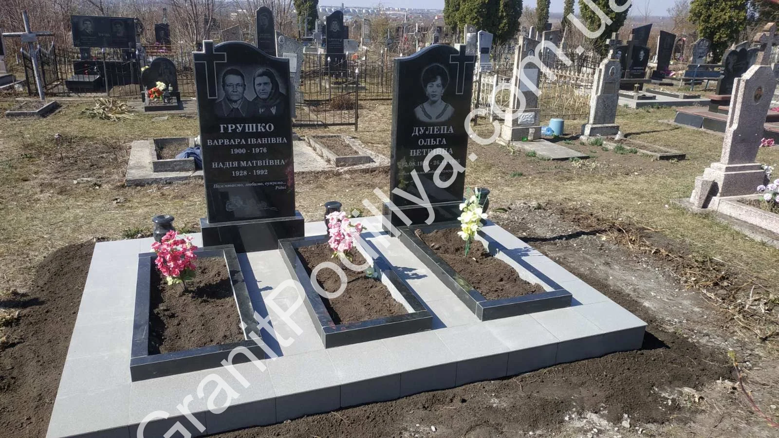 Подвійний пам'ятник з граніту - Кам'янець-Подільський | GranitPodillya